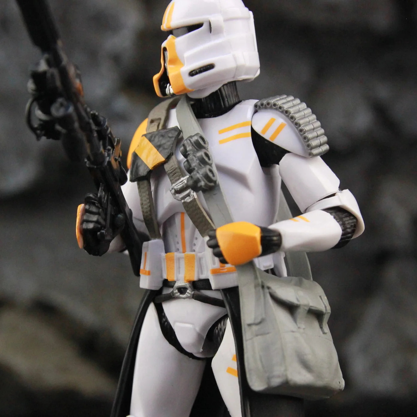 Figura Star Wars 212° Batallón de Ataque – 2ª Compañía Aerotransportada Sniper Trooper 6”