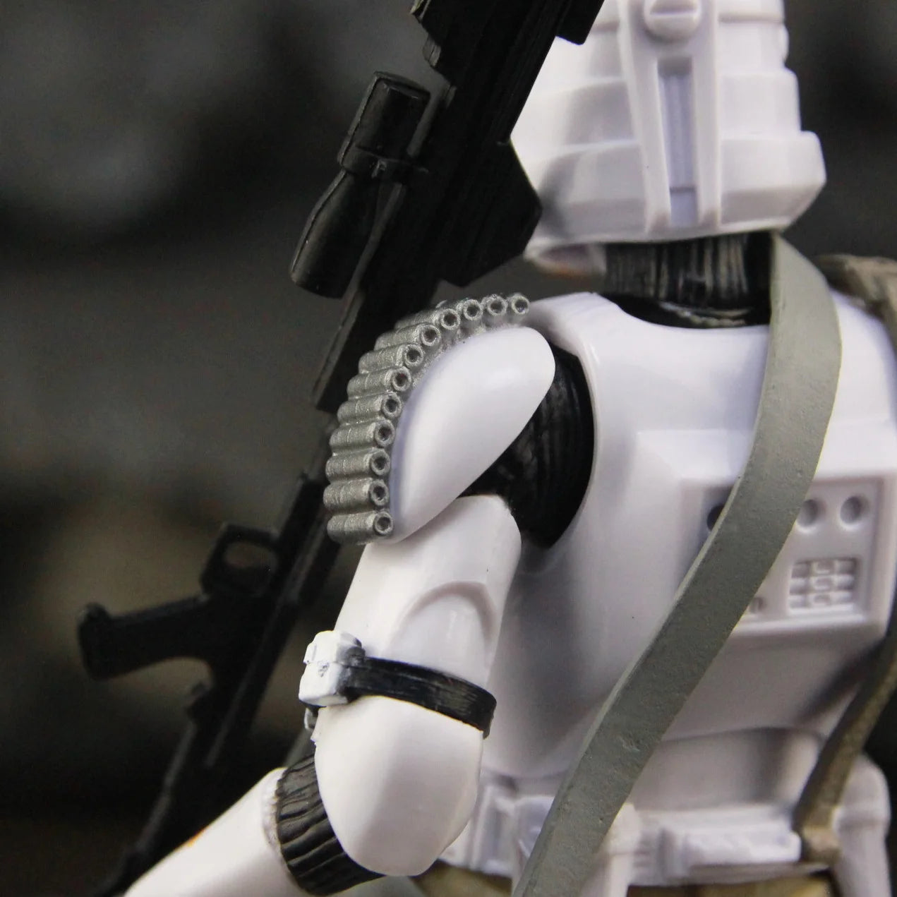 Figura Star Wars 212° Batallón de Ataque – 2ª Compañía Aerotransportada Sniper Trooper 6”