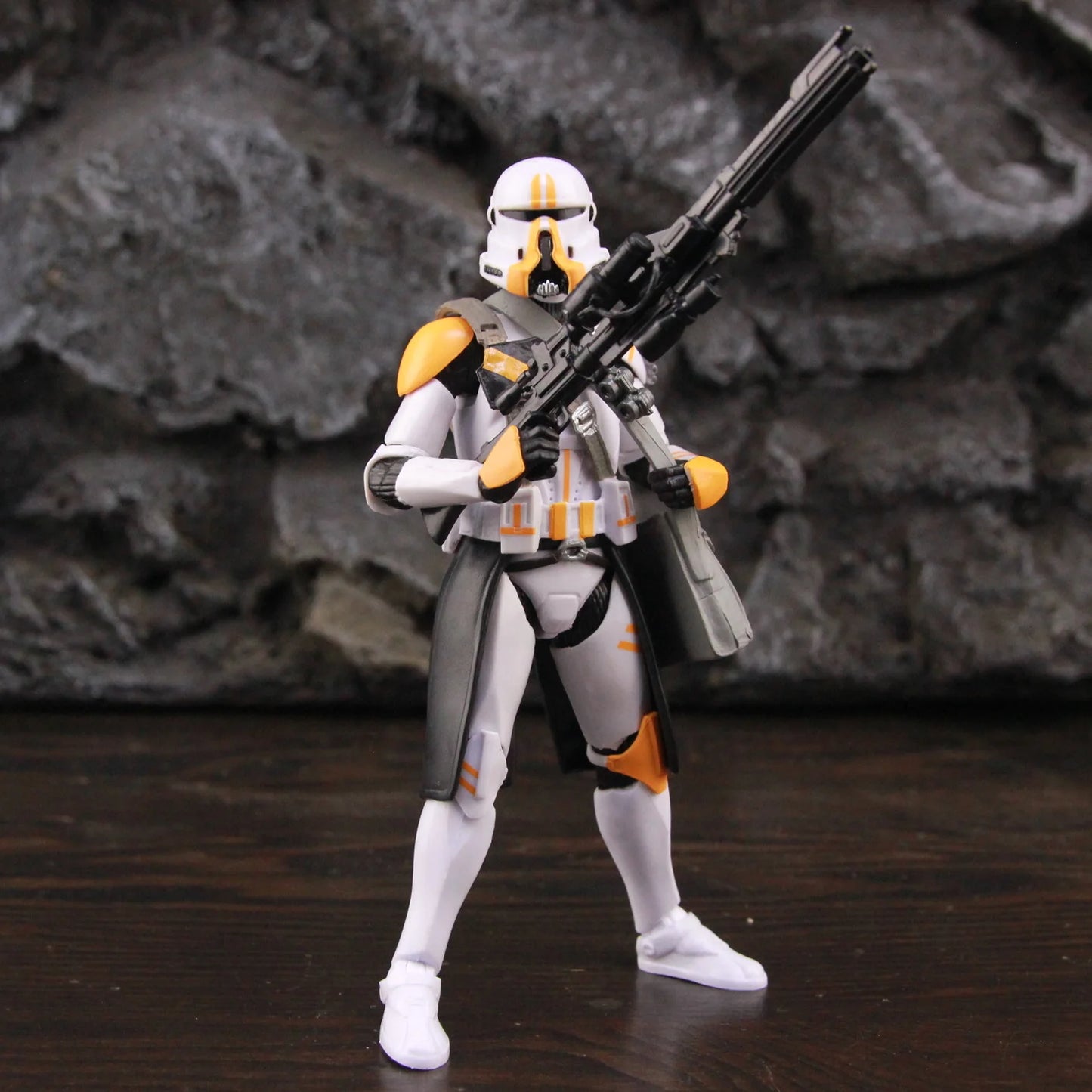Figura Star Wars 212° Batallón de Ataque – 2ª Compañía Aerotransportada Sniper Trooper 6”